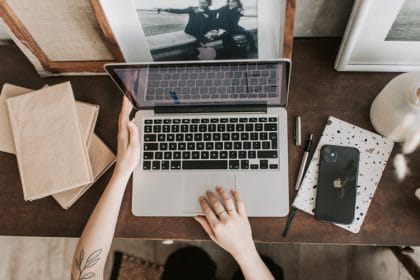 Blogger Rehberi: Etkileyici Başlangıçlarla Okuyucularınızı Büyüleyin!