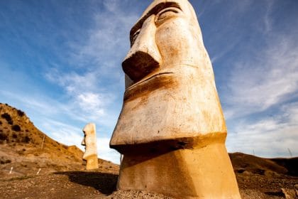 Moai Heykelleri