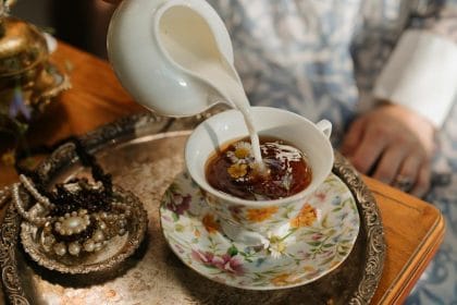 Sütlü Çay Nasıl Yapılır?