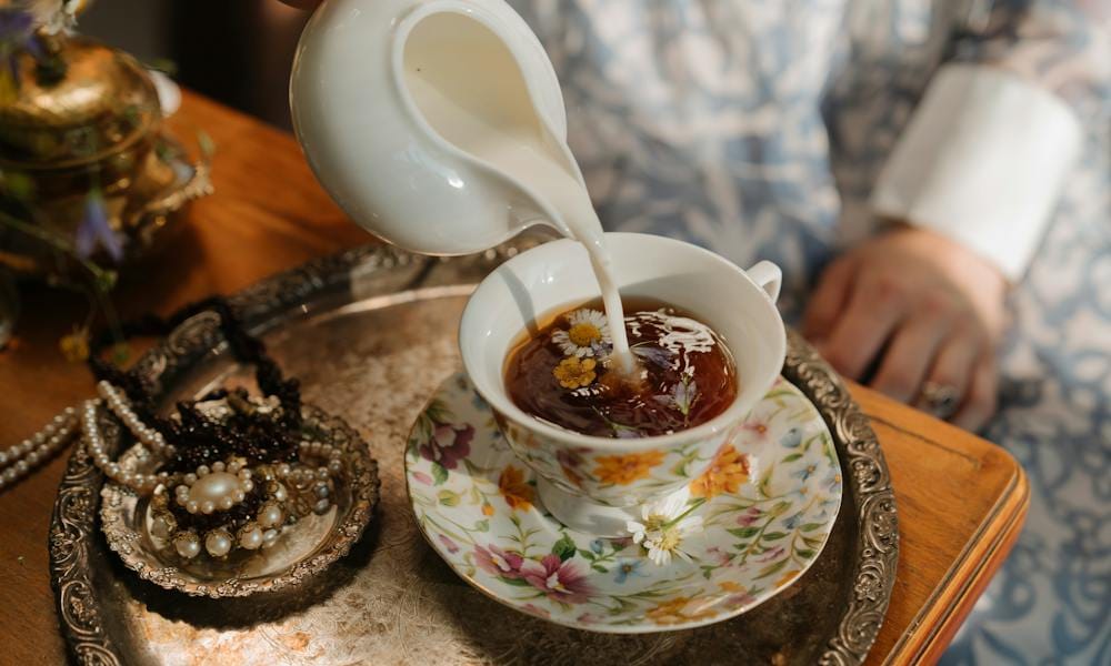 Sütlü Çay Nasıl Yapılır?