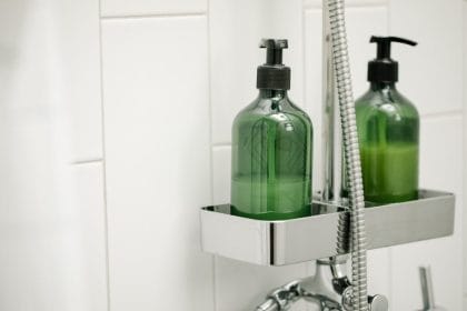 Duş Jellerindeki Kimyasalların Sağlığa Etkileri ve Doğal Alternatifler