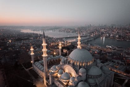 Süleymaniye Camii'nin Mimarisi ve Tarihi